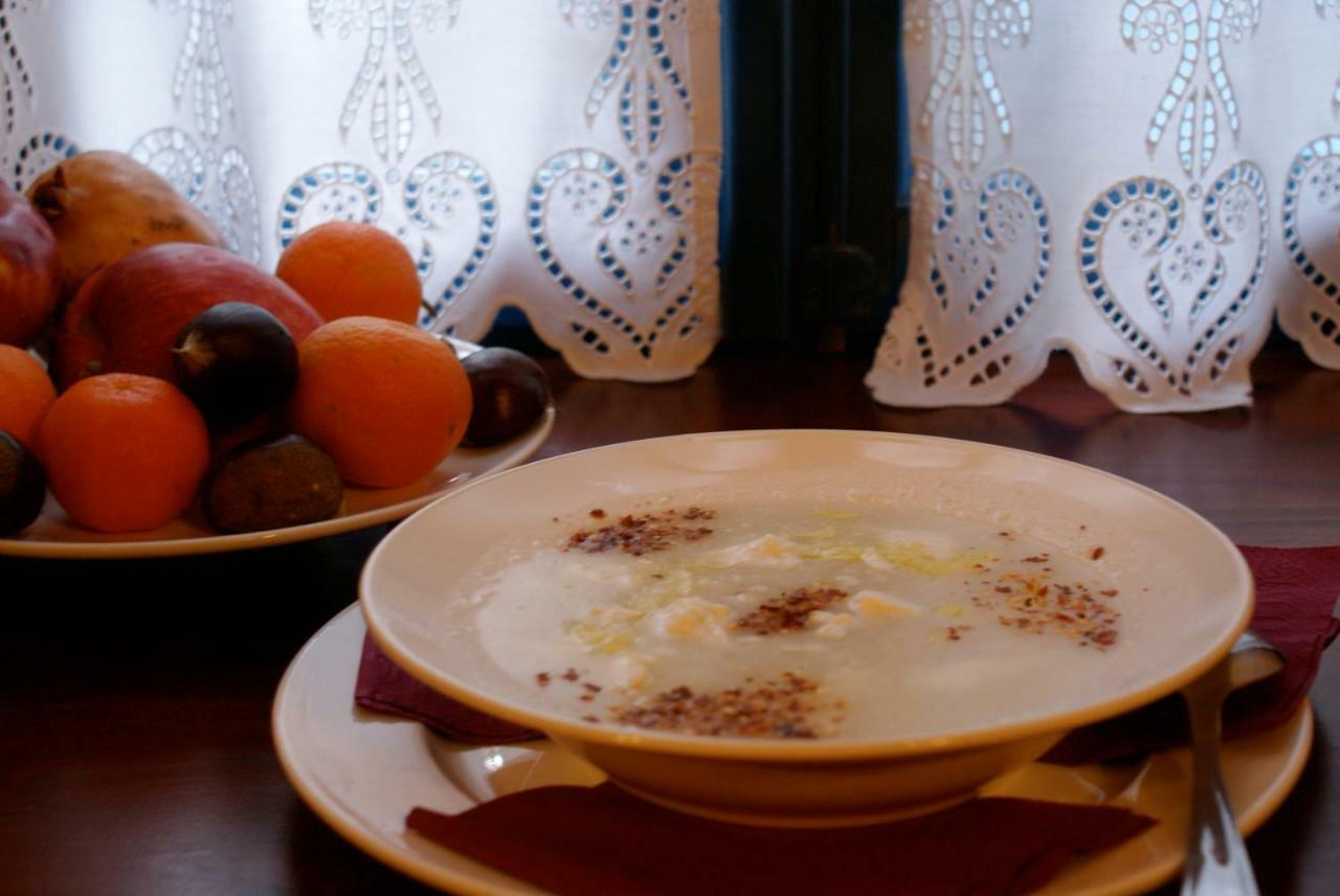 House Mitsiou Traditional Inn Arnaía Eksteriør bilde